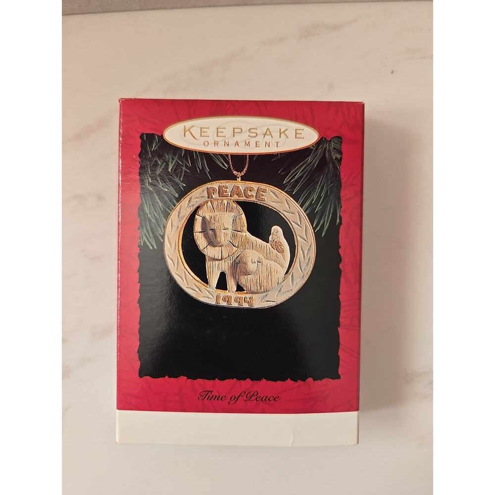 Hallmark Keepsake Ornament 1994 Time of Peace - Lion and Lamb
